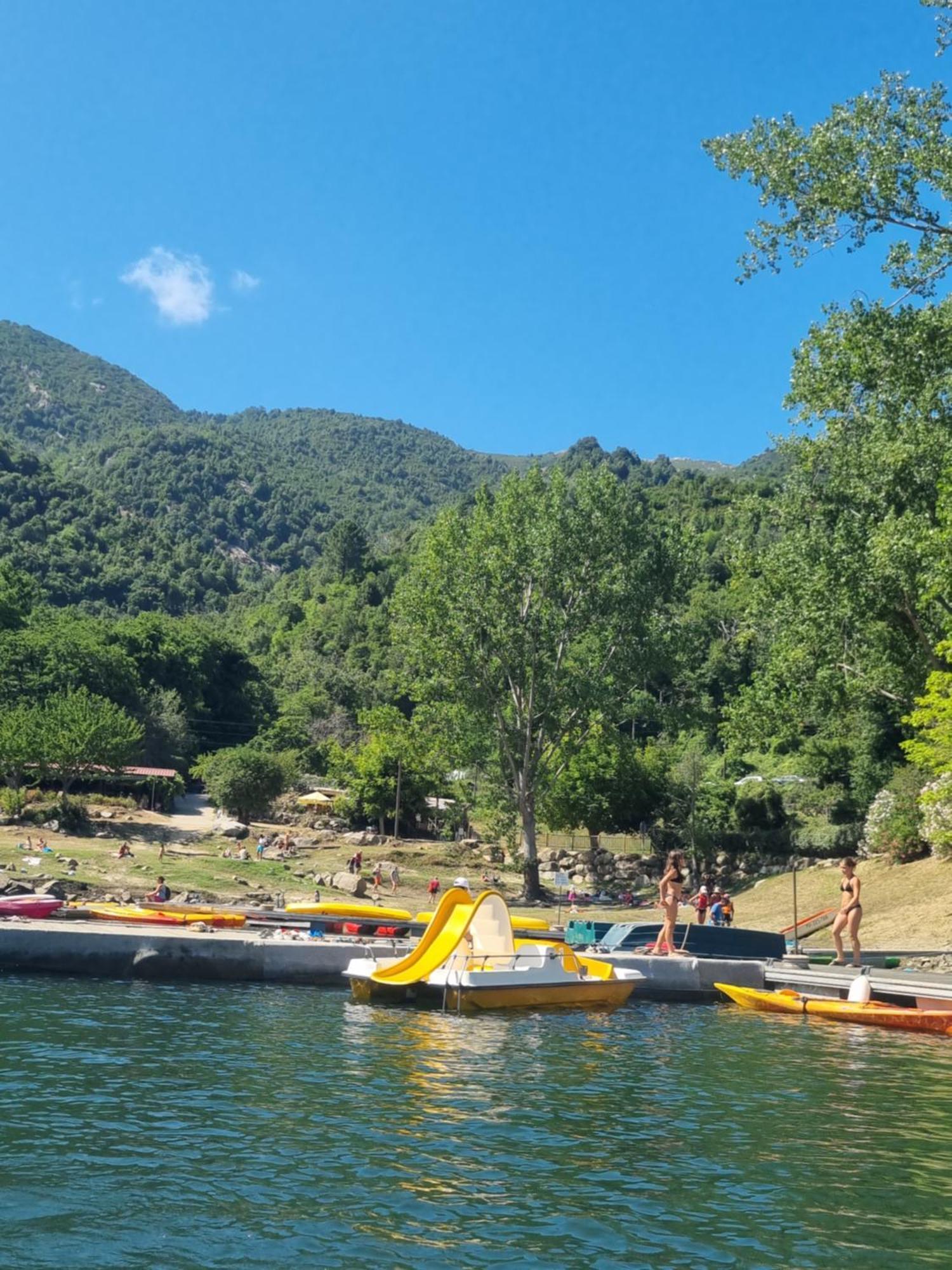 Cote Lac Tolla المظهر الخارجي الصورة